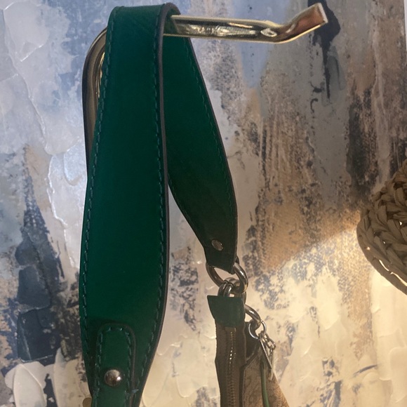 NWOT Guess HOBO Calista Satchel Brown and Green Designer Women's Bag - Picture 5 of 16